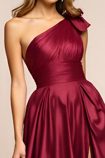 Elegant En linje Vinröd En Axel Lång Satin Balklänning Med Slits